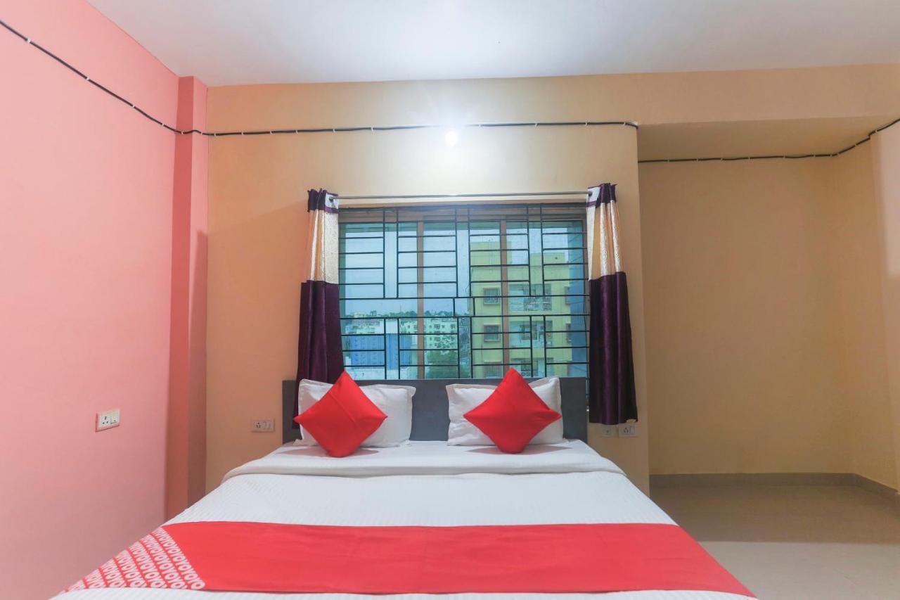 Super Hotel O Avigna Residency Bhubaneswar Exteriör bild