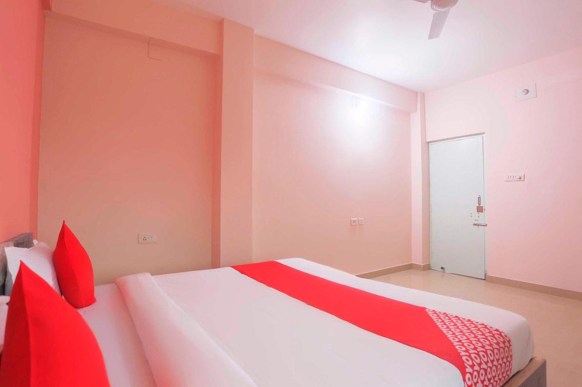 Super Hotel O Avigna Residency Bhubaneswar Exteriör bild