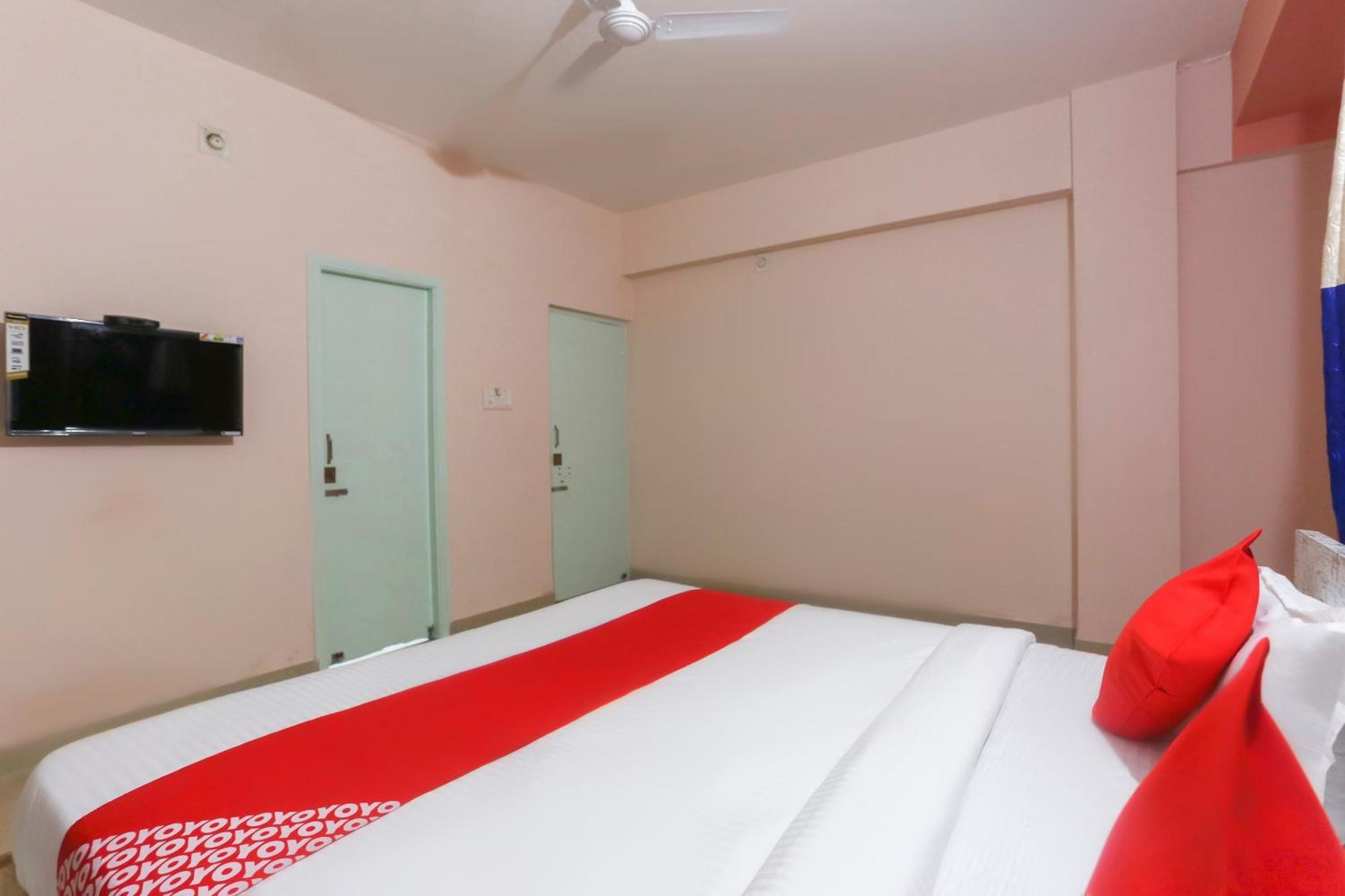 Super Hotel O Avigna Residency Bhubaneswar Exteriör bild