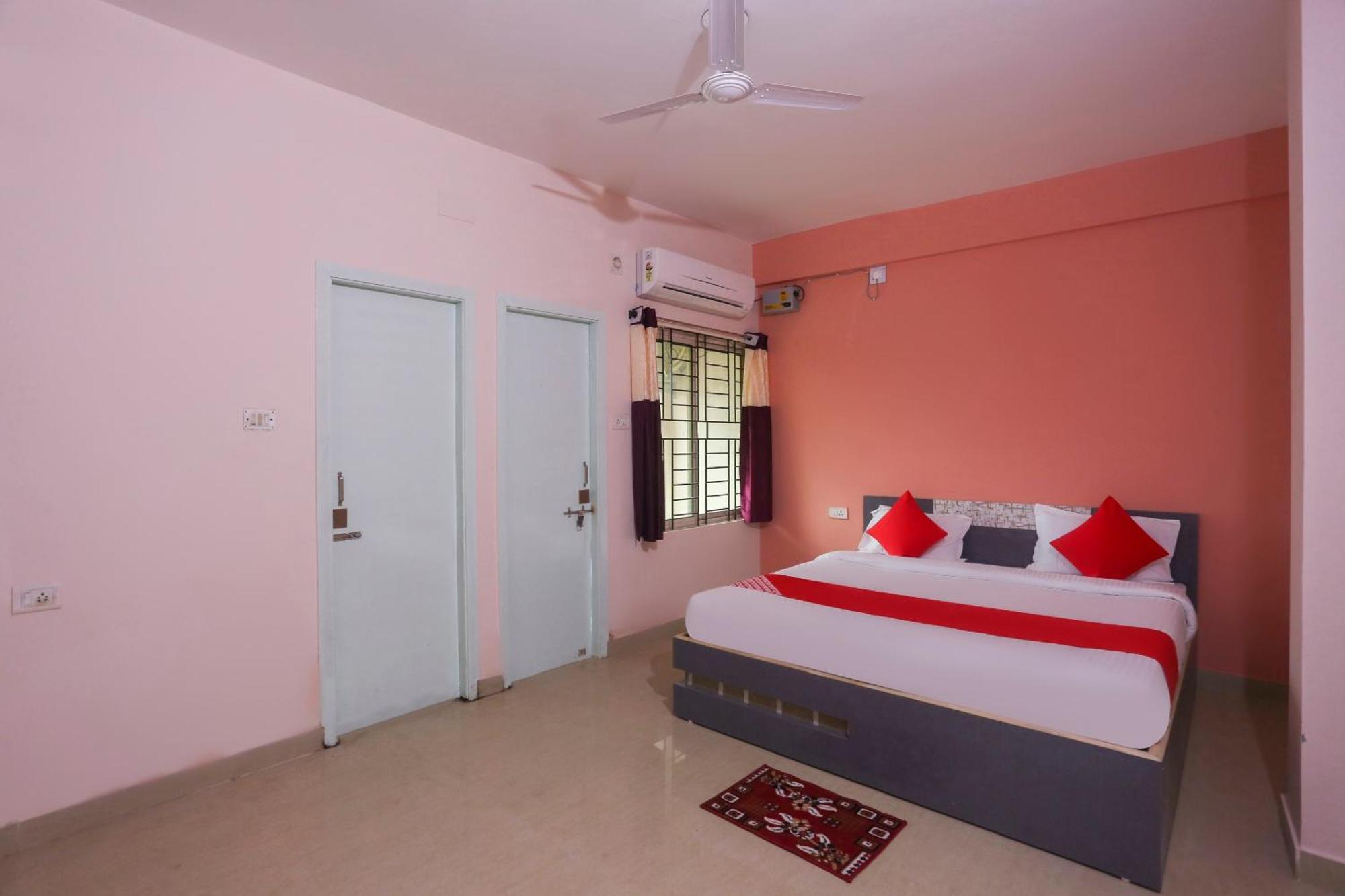 Super Hotel O Avigna Residency Bhubaneswar Exteriör bild